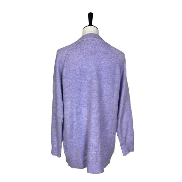 Almost Famous Sweater V-neck Tunic Soft Fuzzy Knit Purple Women’s Size Large - Picture 4 of 10